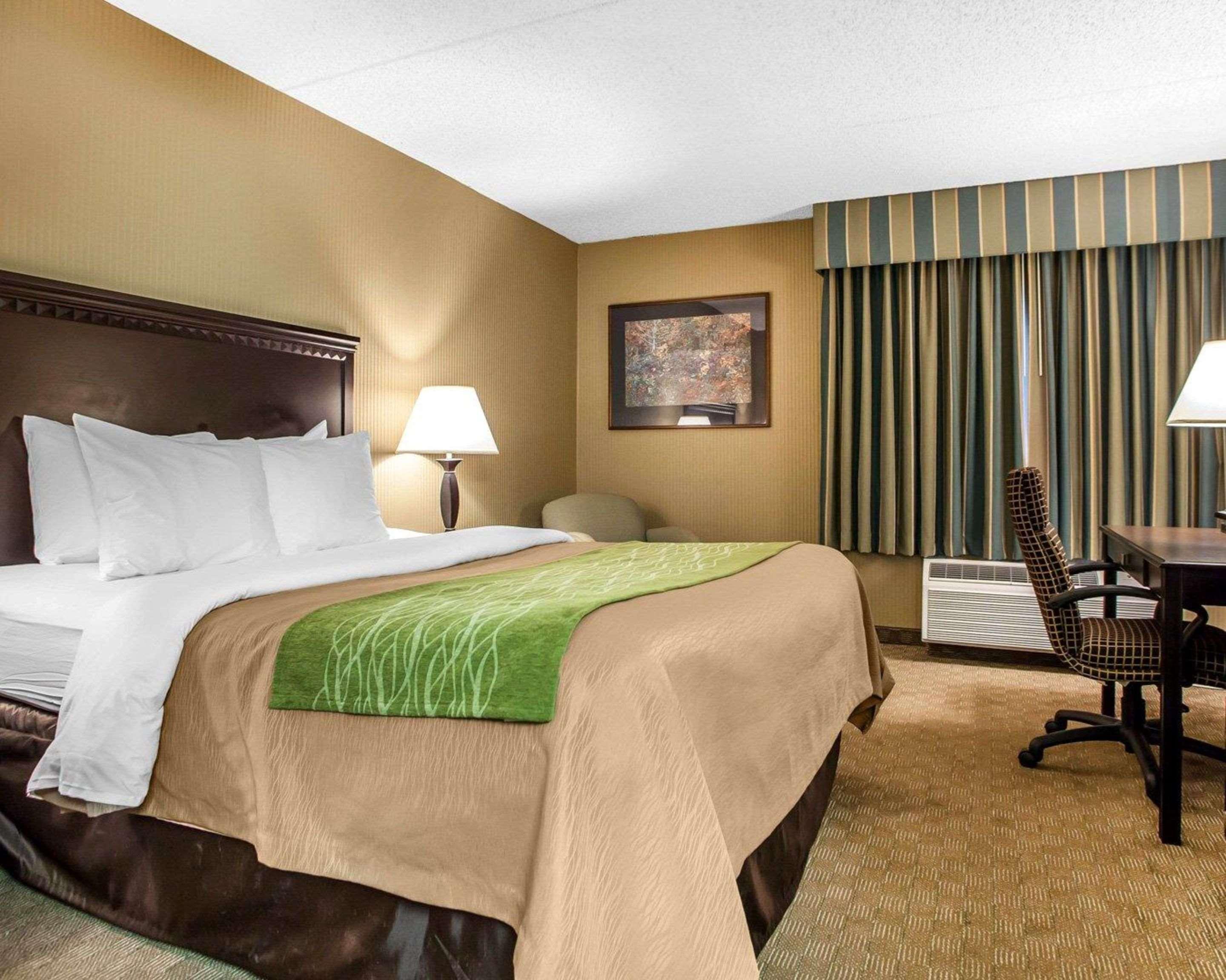 Comfort Inn Edison - New Brunswick Buitenkant foto