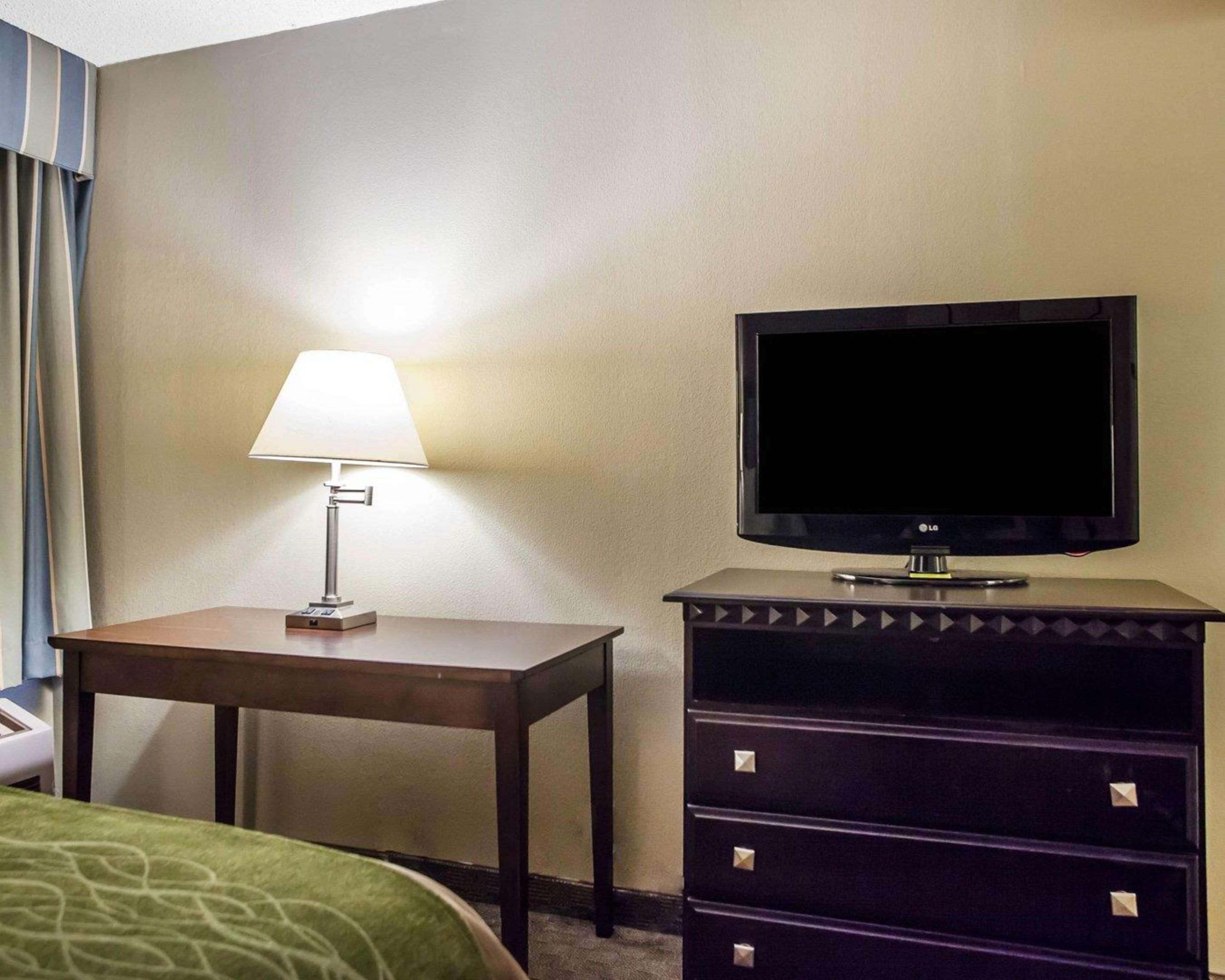 Comfort Inn Edison - New Brunswick Buitenkant foto