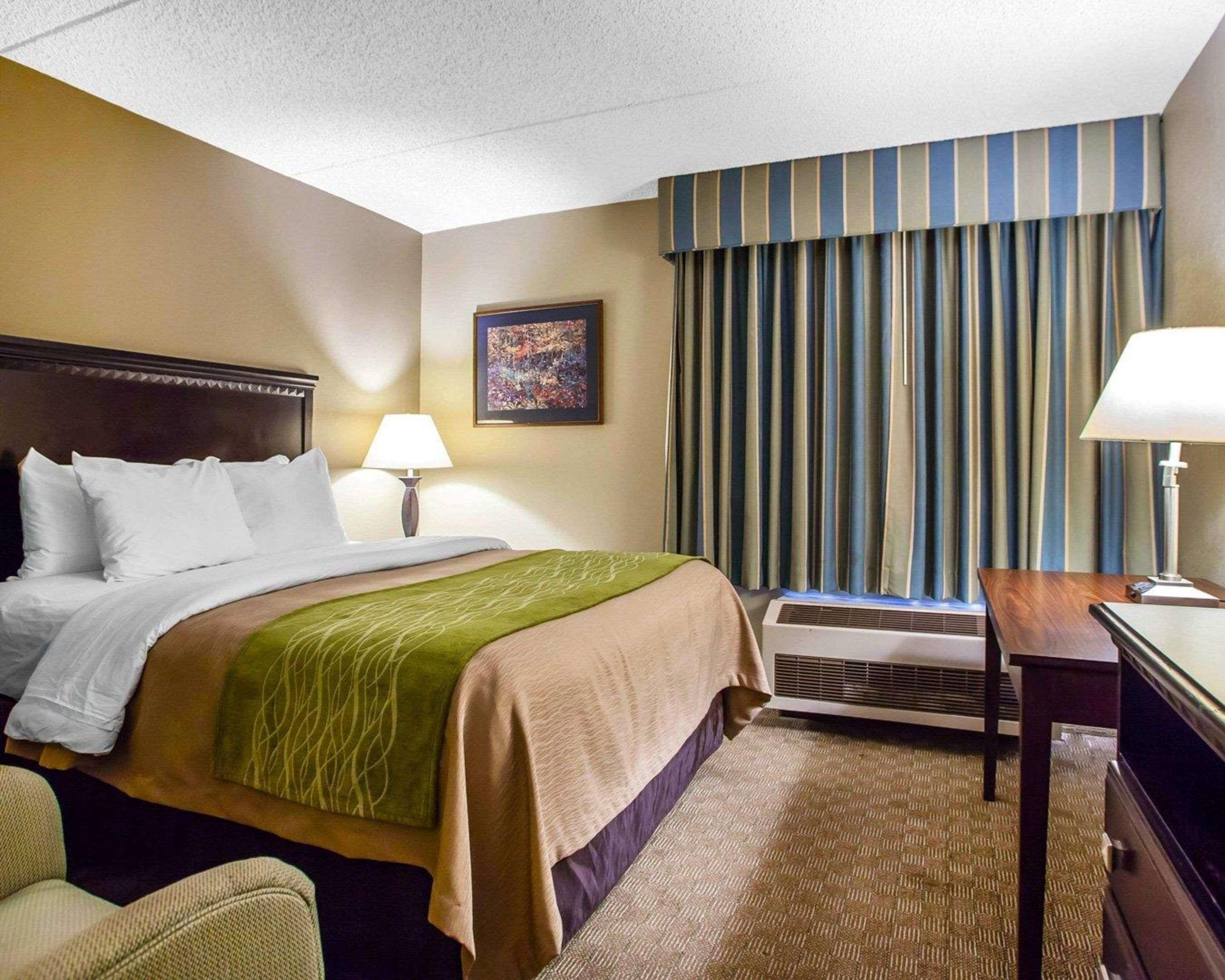 Comfort Inn Edison - New Brunswick Buitenkant foto