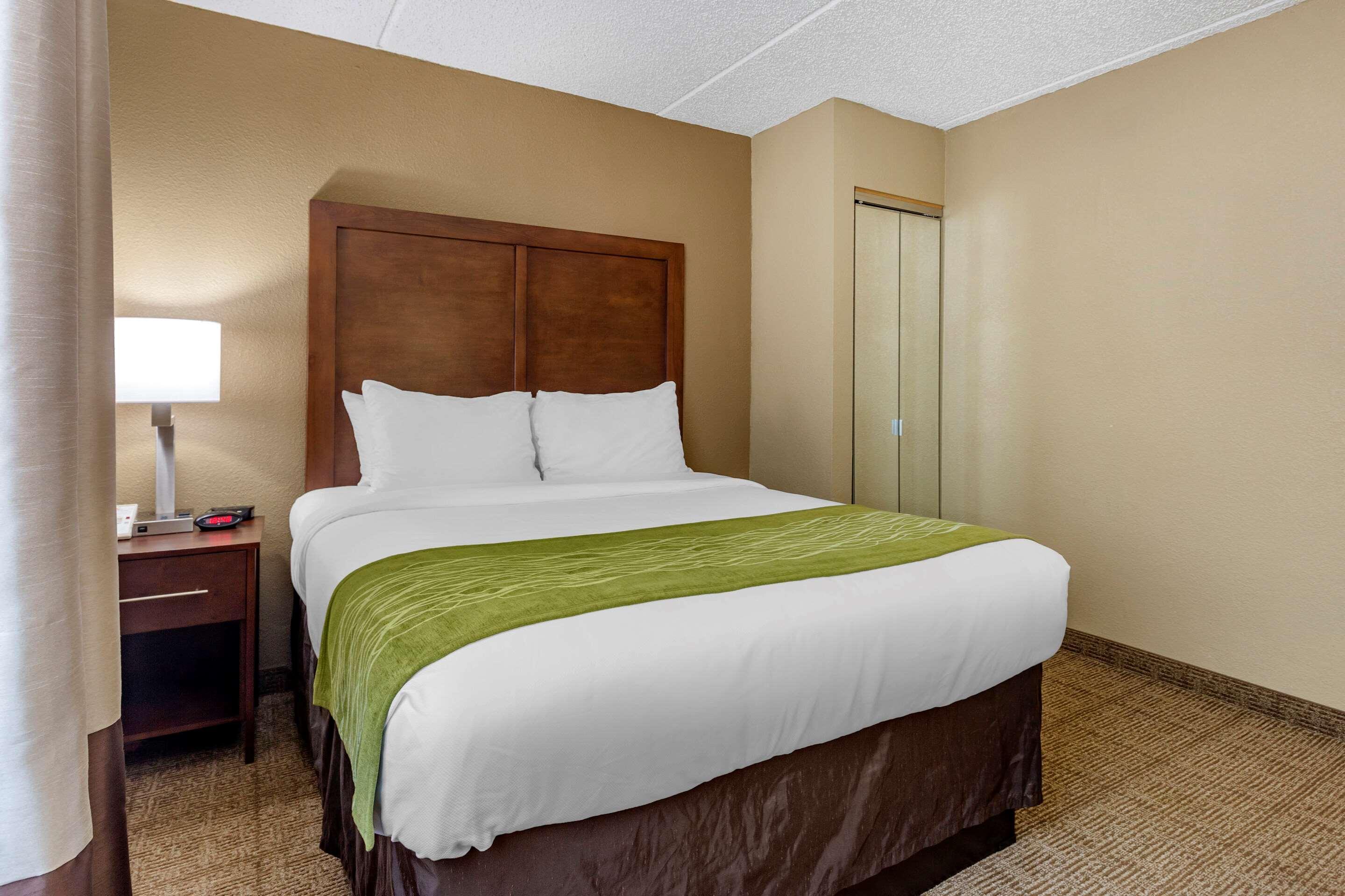 Comfort Inn Edison - New Brunswick Buitenkant foto