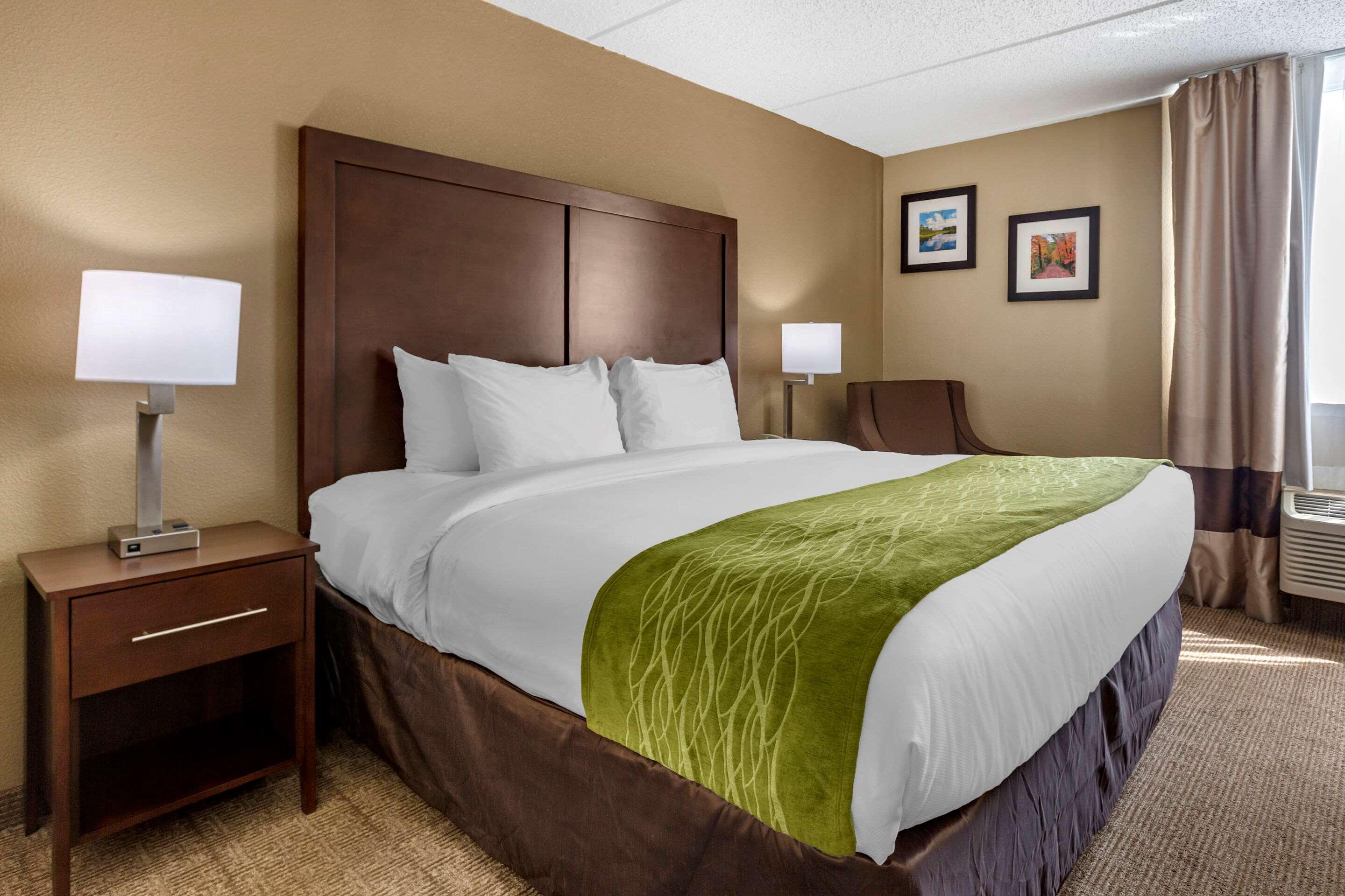 Comfort Inn Edison - New Brunswick Buitenkant foto