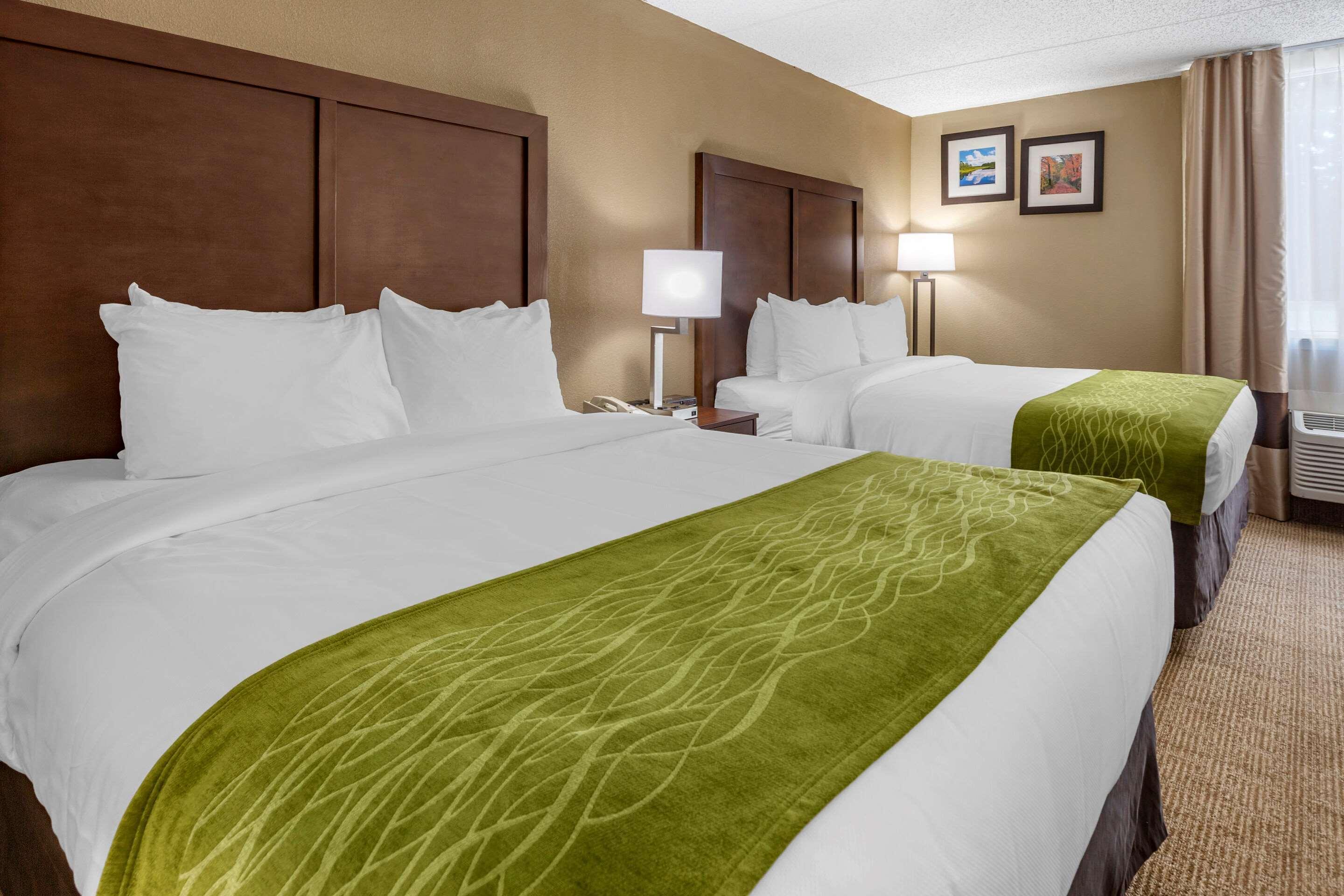 Comfort Inn Edison - New Brunswick Buitenkant foto