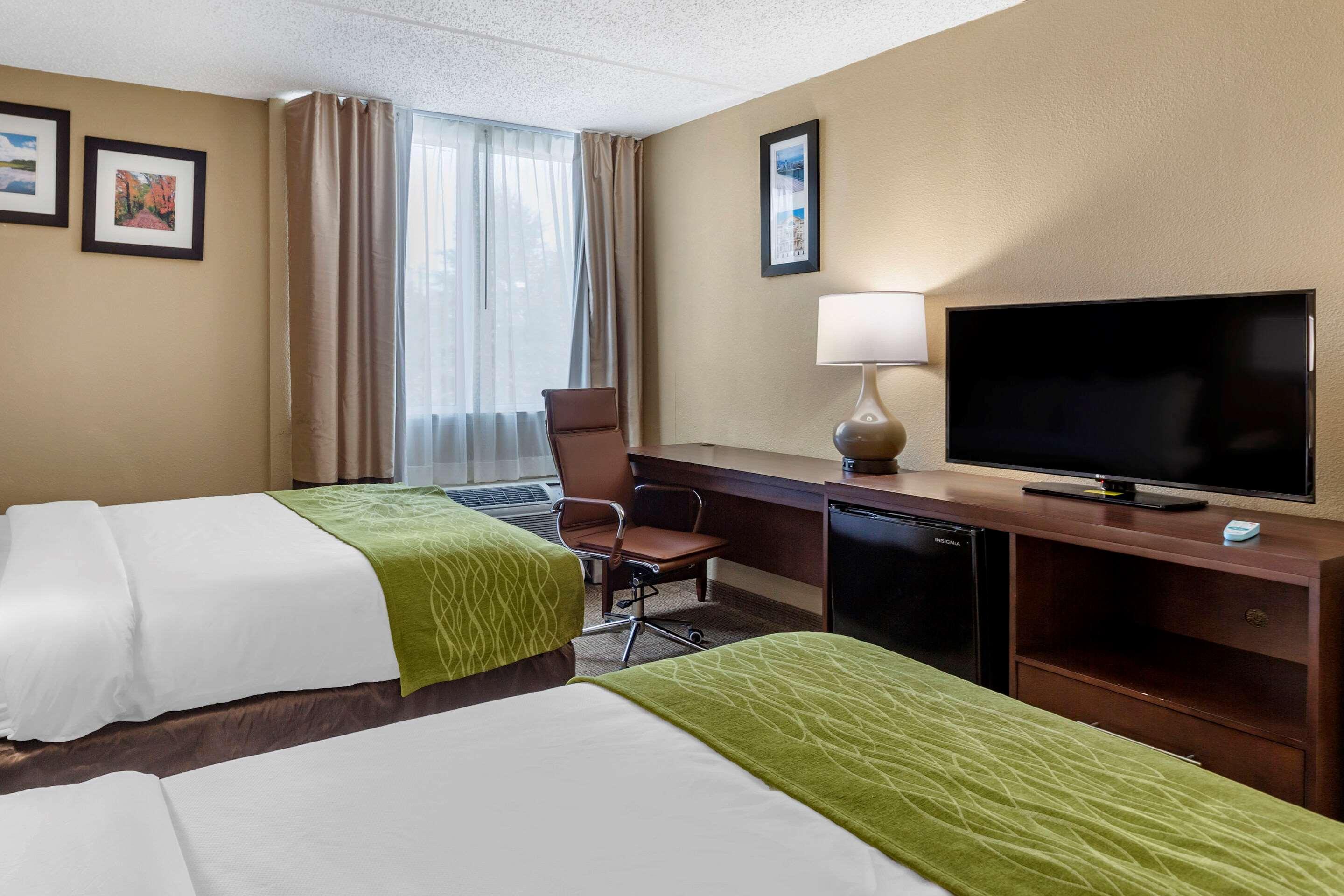 Comfort Inn Edison - New Brunswick Buitenkant foto