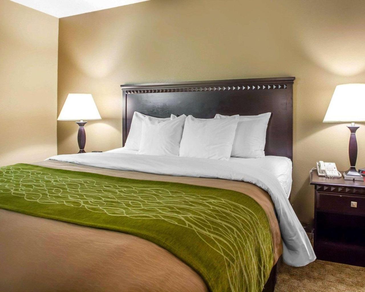 Comfort Inn Edison - New Brunswick Buitenkant foto